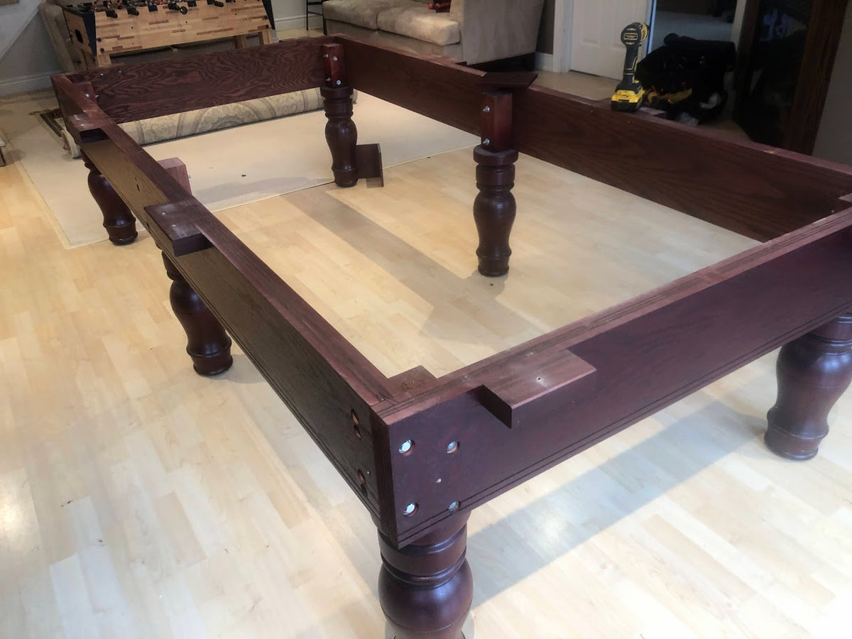 10 FT PRE-OWNED CANADA BILLIARD CLASSIC SNOOKER TABLE – ACCESSORIES & NEW CLOTH