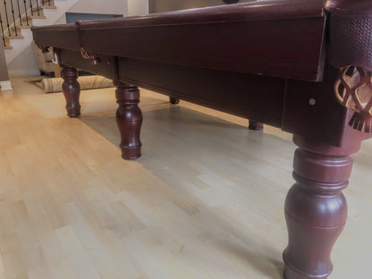 10 FT PRE-OWNED CANADA BILLIARD CLASSIC SNOOKER TABLE – ACCESSORIES & NEW CLOTH