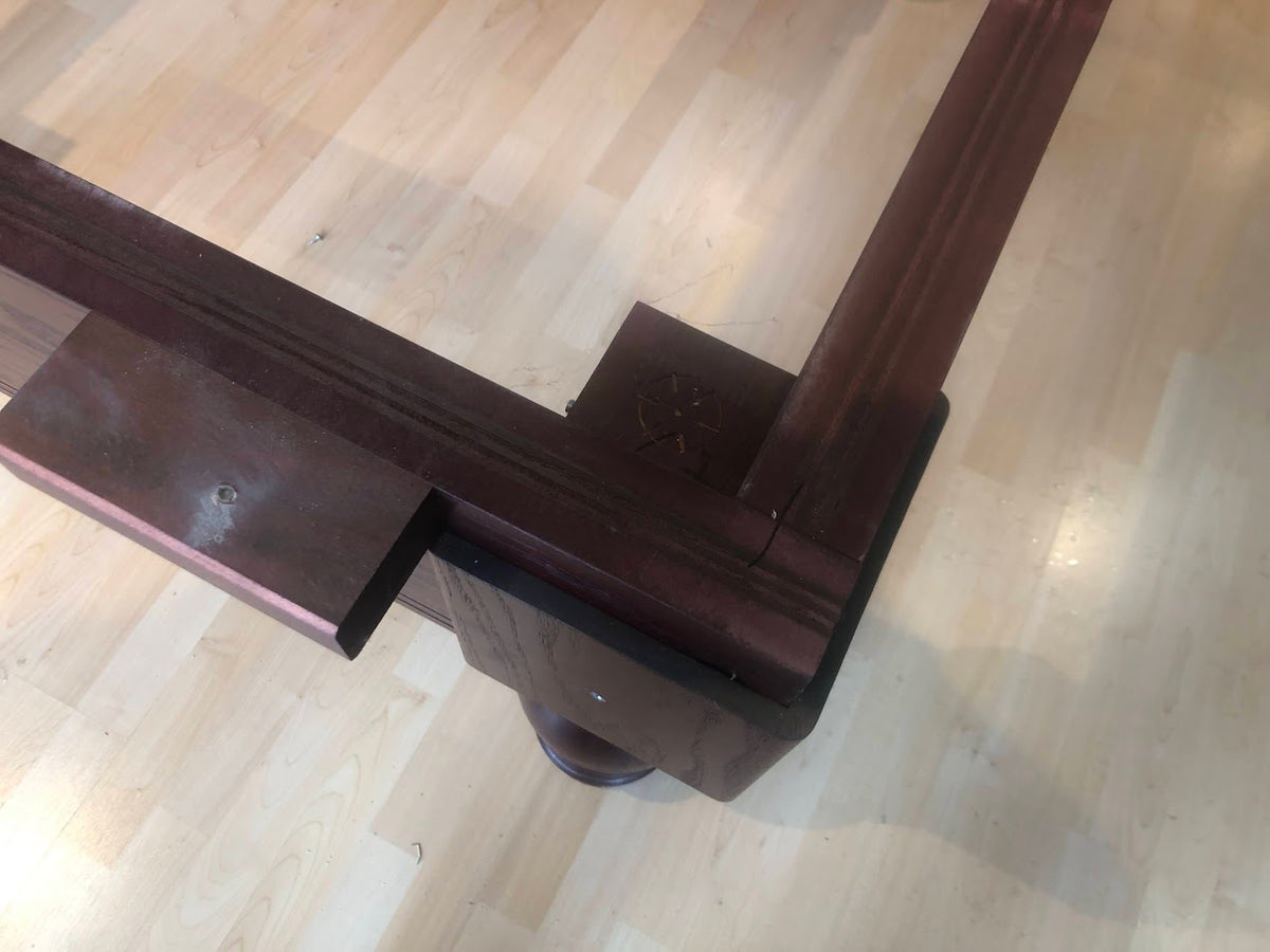 10 FT PRE-OWNED CANADA BILLIARD CLASSIC SNOOKER TABLE – ACCESSORIES & NEW CLOTH
