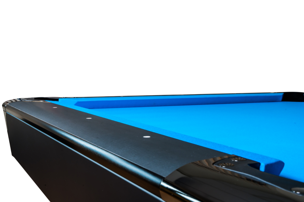 Clash Steel Pro Alumen rail close-up