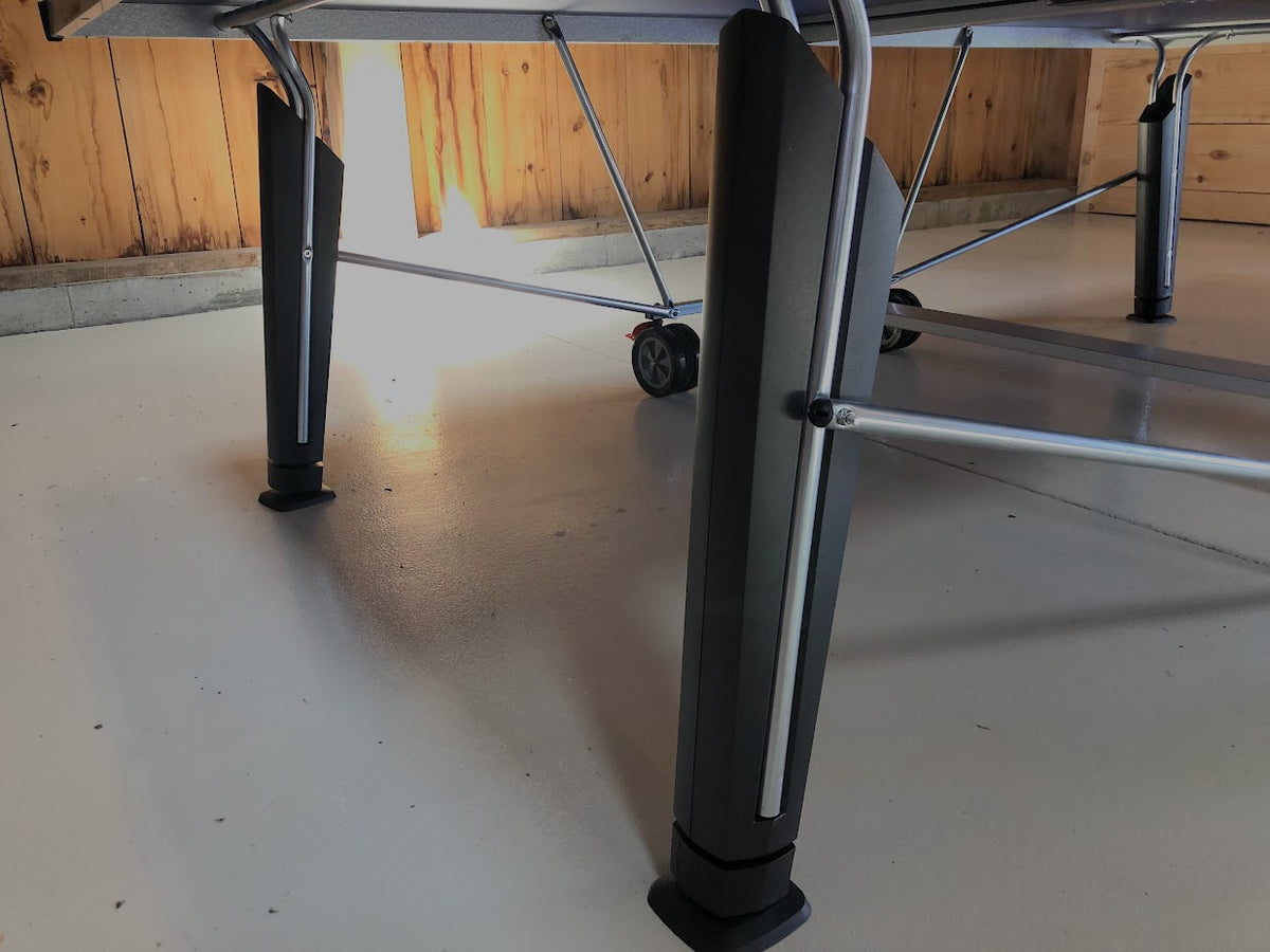 CORNILLEAU PERFORMANCE 500 Indoor Tennis Table – 22mm