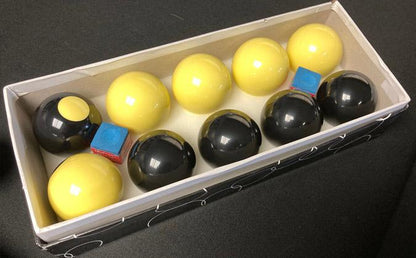 PREMIUM MAJESTIC BUMPER POOL TABLE