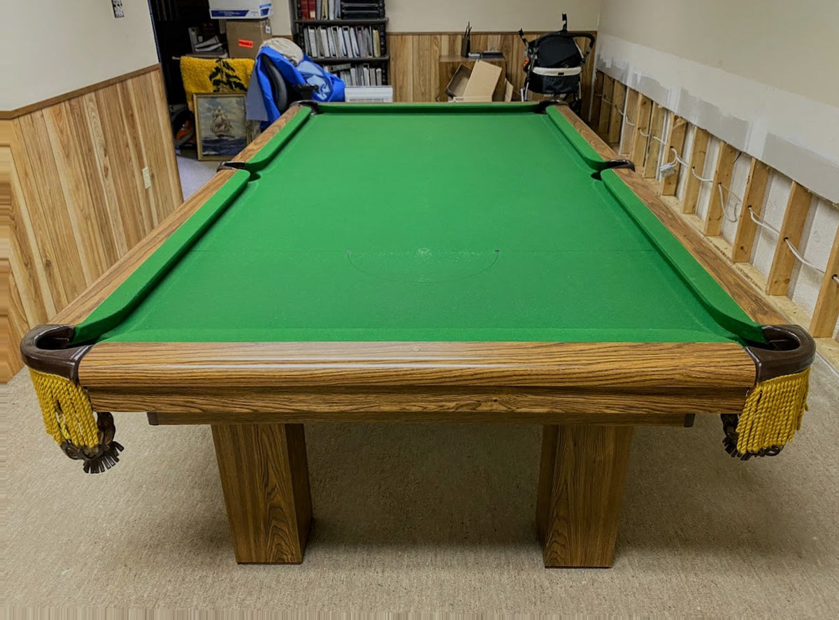 8 FT PRE-OWNED DUFFERIN REGAL SNOOKER/POOL TABLE WITH ACCESSORIES