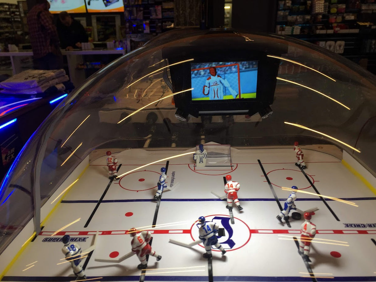 SUPER CHEXX PRO BUBBLE HOCKEY TABLE