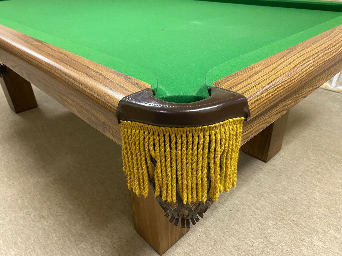 8 FT PRE-OWNED DUFFERIN REGAL SNOOKER/POOL TABLE WITH ACCESSORIES