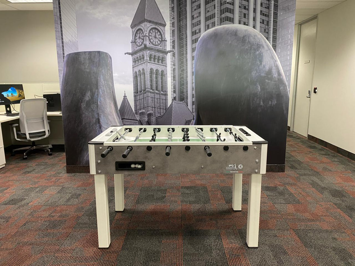 ROBERTO SPORT COLLEGE PRO FOOSBALL TABLE